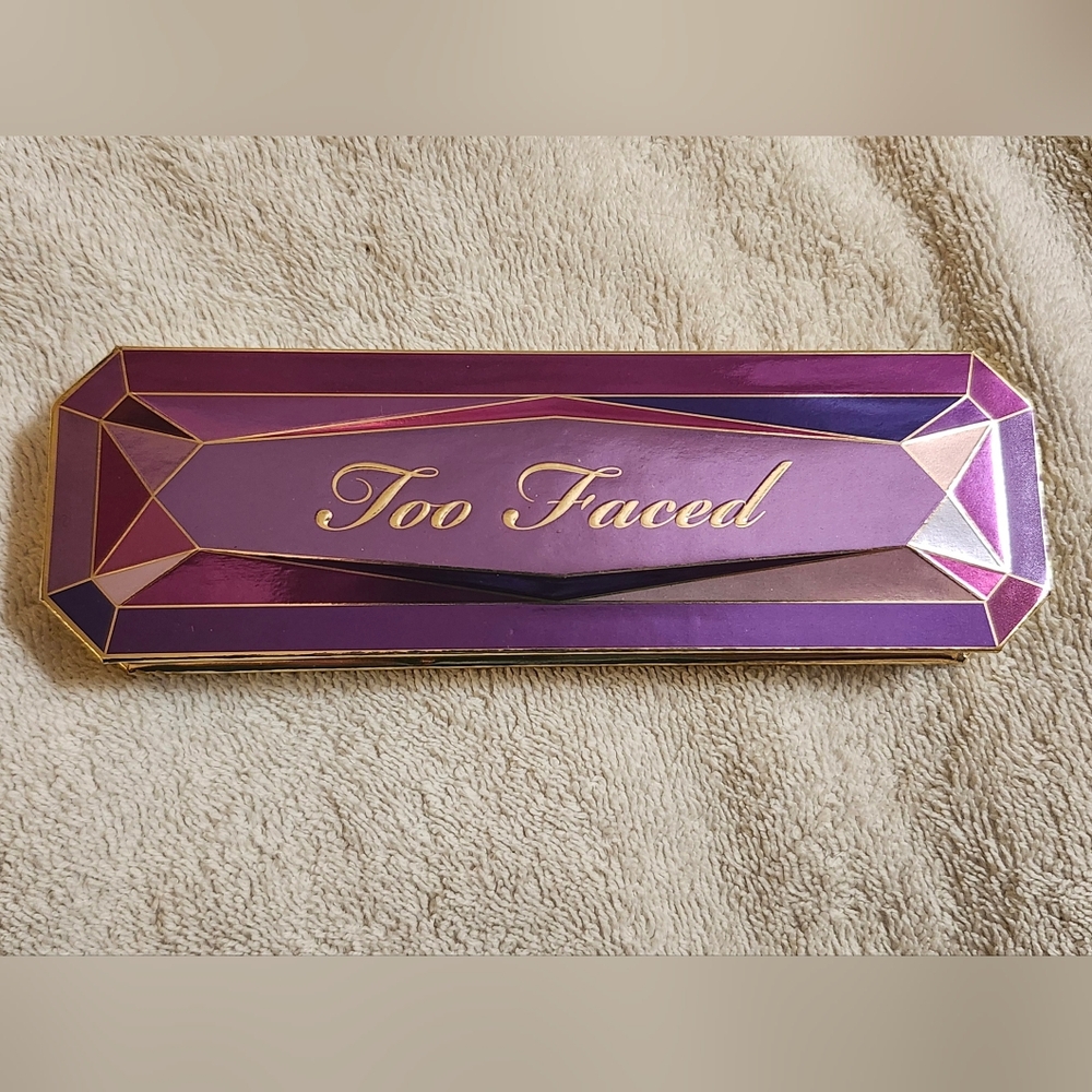 NIB Too Faced *Limited Holiday Edition* "You're a Gem" Eyeshadow Palette